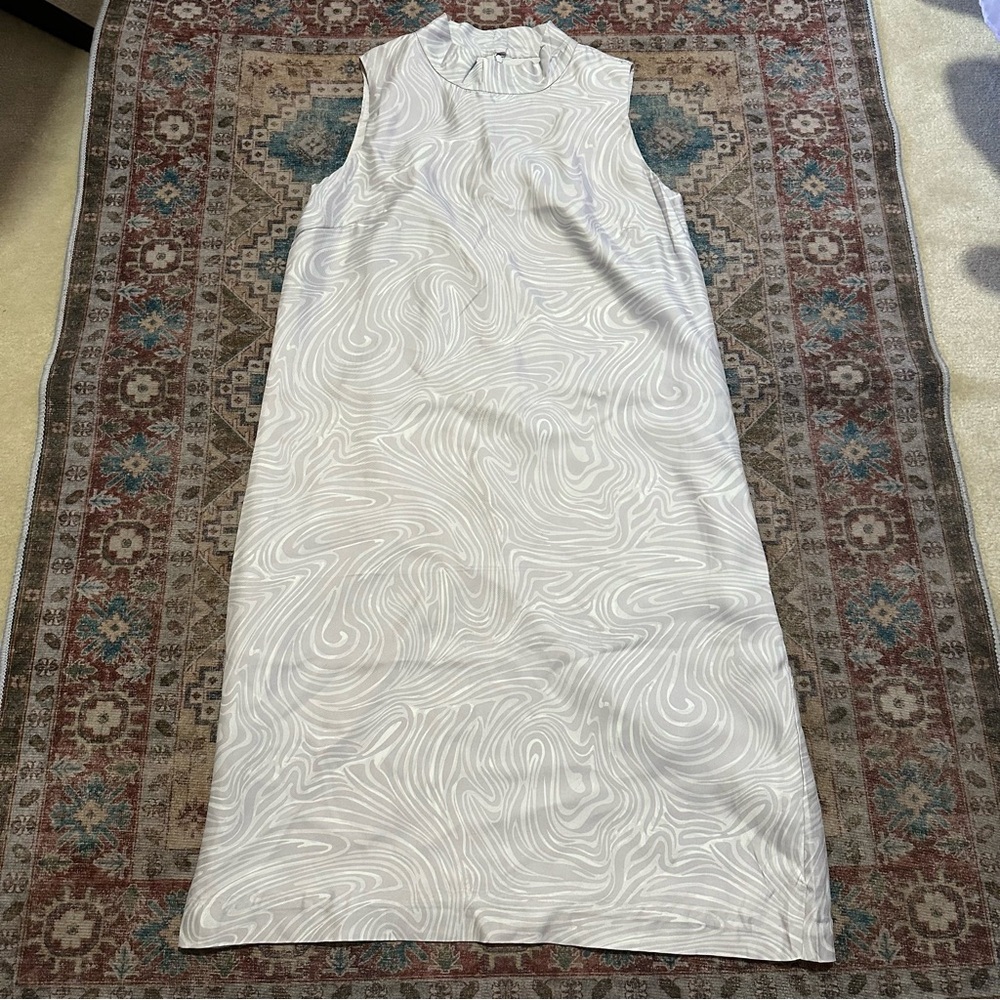 J.Mclaughlin• Women’s Serafina Dress light purple/ gray silk blend size small - Picture 3 of 7
